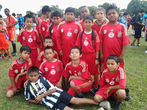 GOS Donation 05 Belize Gear Delivery - Soccer Kids Receiving Gear